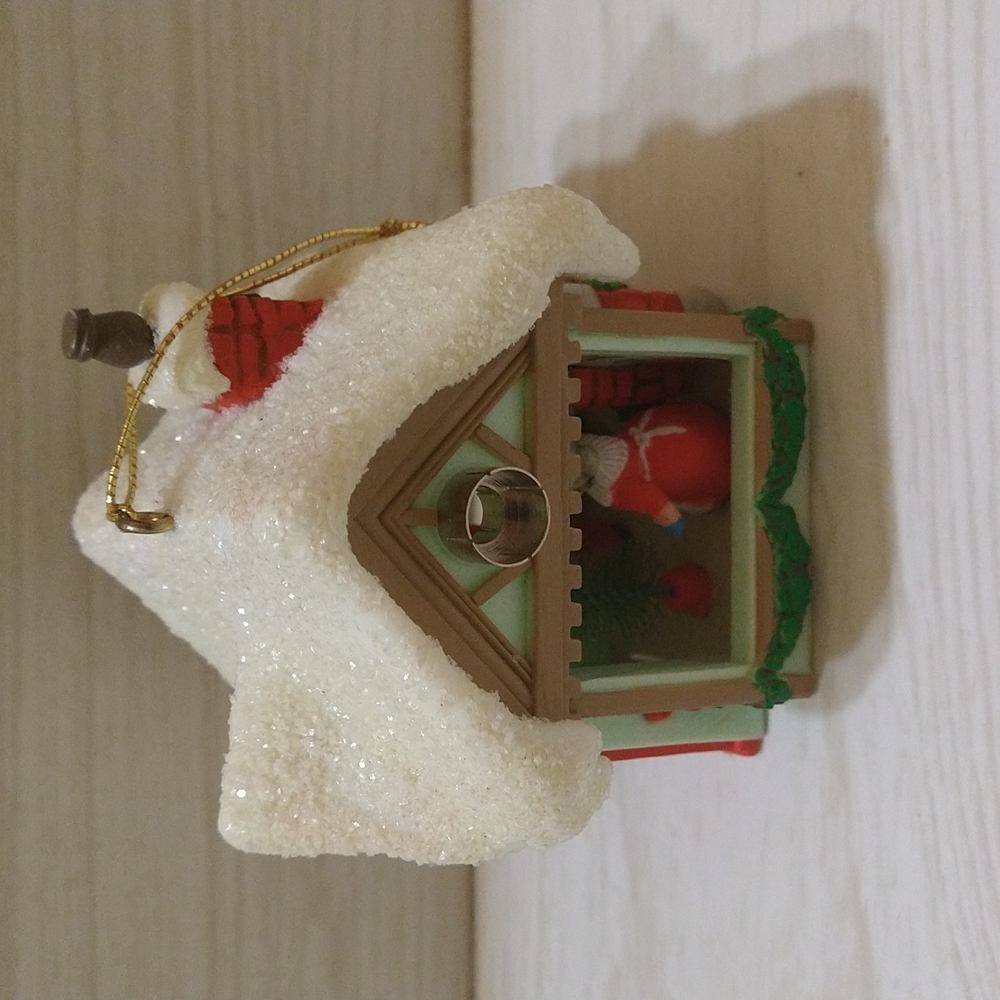 Vintage 1985 Mr. & Mrs. Santa Lighted Holiday Magic Hallmark Christmas Ornament - Picture 3 of 5
